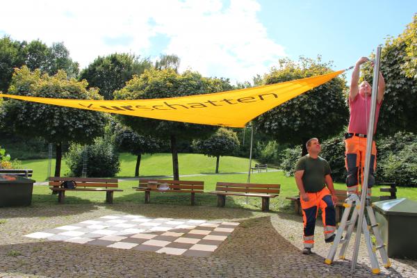 14-2020 Neues Sonnensegel im kurpark