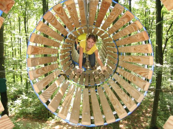Erlebnisse Entdeckerwelt Kletterwald Laichingen Mädchen