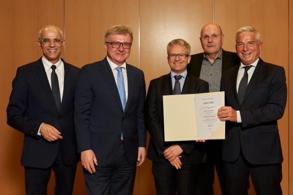 Feierliche Urkundenübergabe zum Führen der Bezeichnung Heilbad auf der Ortstafel