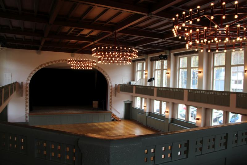 Praktische Infos Tagungsmöglichkeiten Festhalle innen